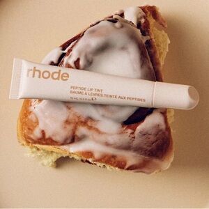 Rhode Peptide Lip Tint in Cinnamon Roll!